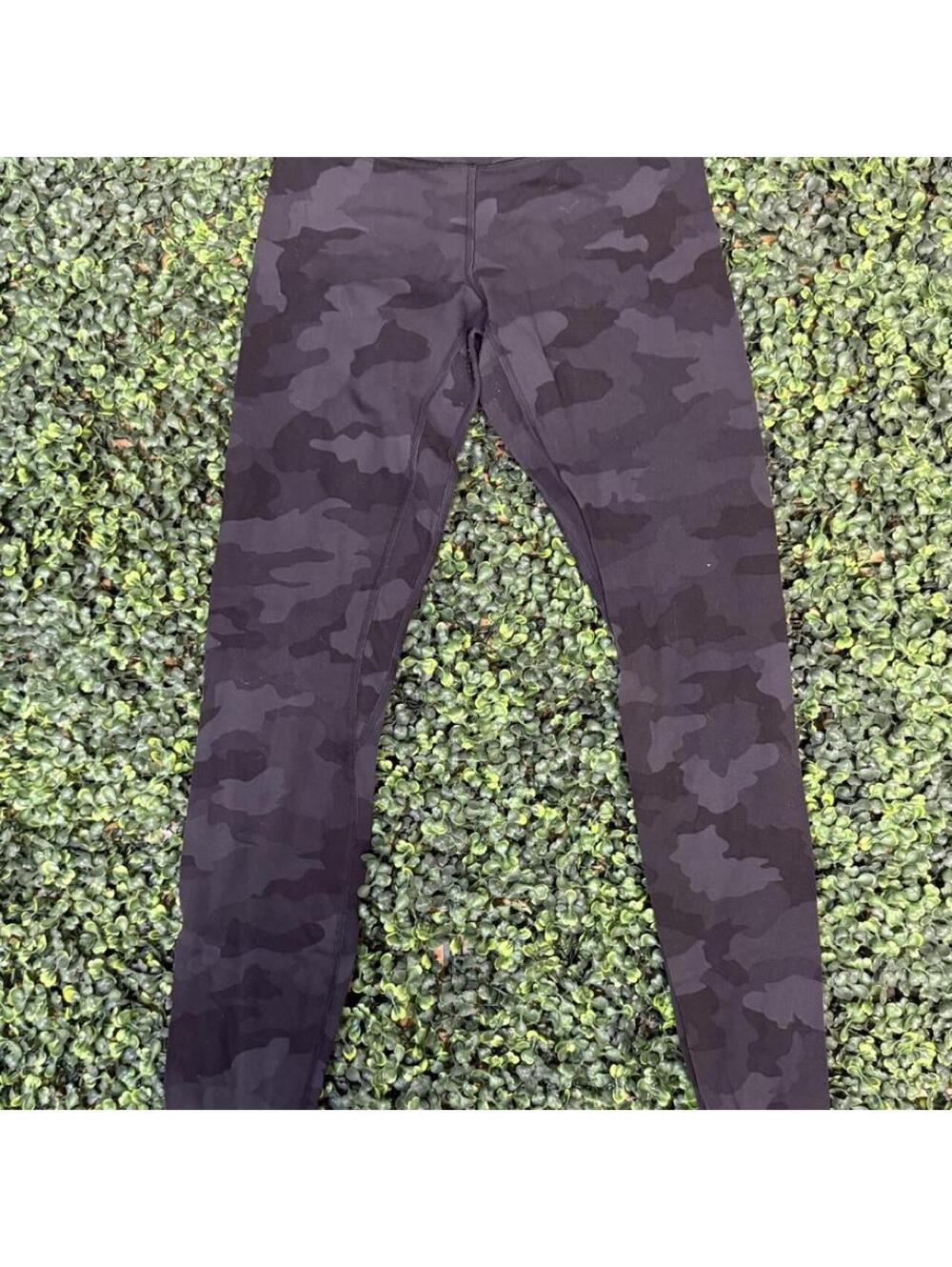 Lululemon Align Incognito Camo Multi Grey Leggings Est. Size 4